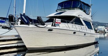 BAYLINER 3988 MOTOR YACHT 1996 PORT