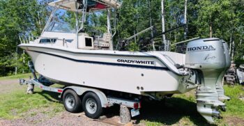 GRADY-WHITE 269 ISLANDER 1999 PORT THREE