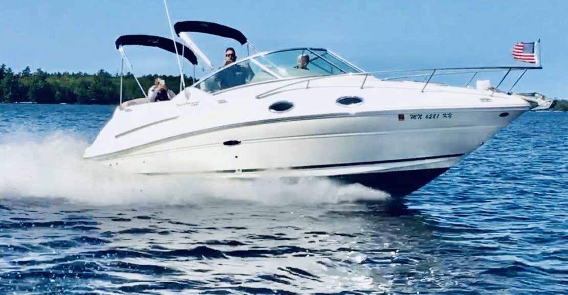 SEA RAY 240 SUNDANCER 2012 THIRTEEN