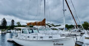 CAPE DORY 300 MOTORSAILER 1986 STARBOARD
